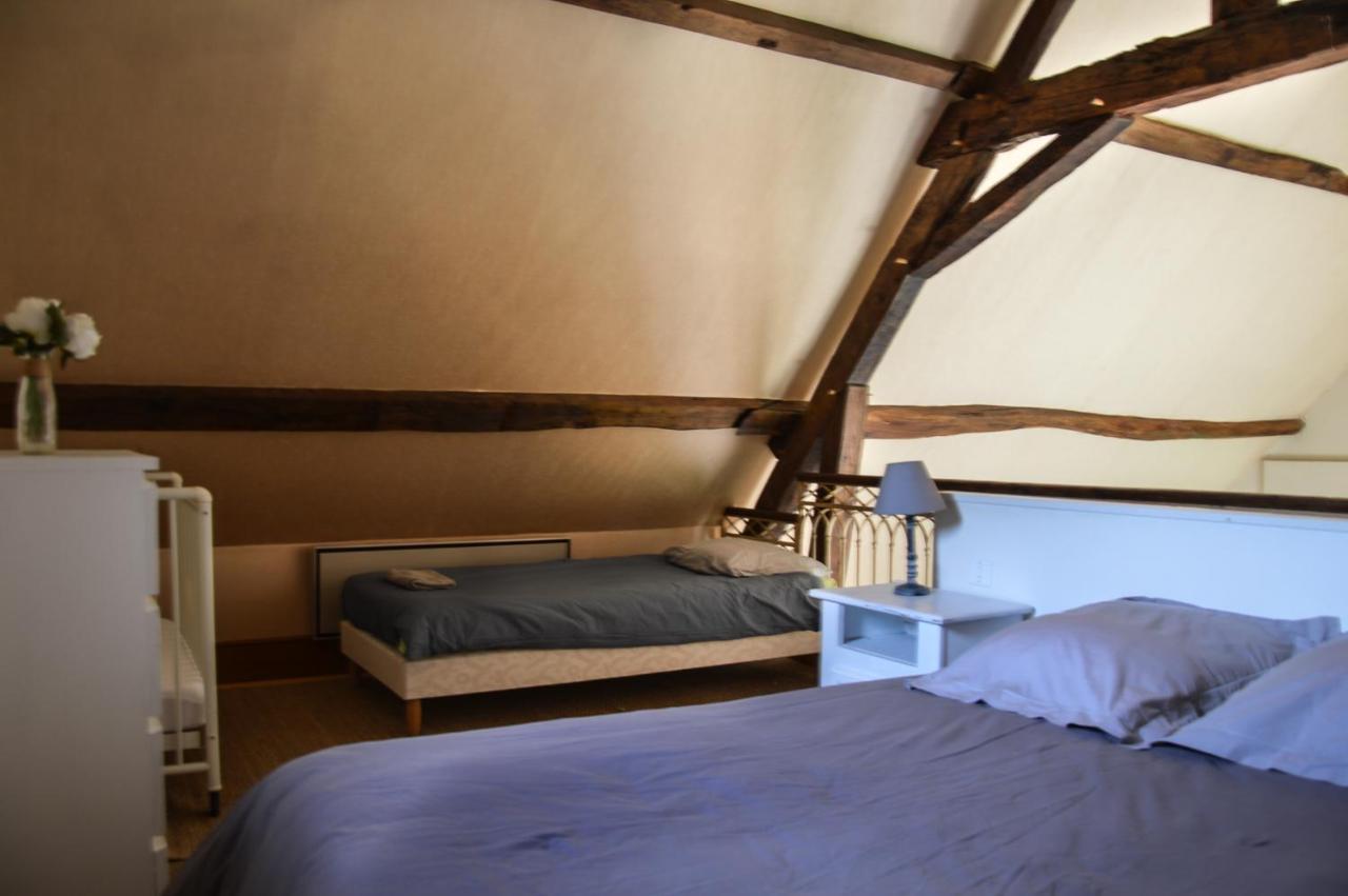 Preaux  Chambre D'Hote De Charme Dans Maison Independante Bed & Breakfast エクステリア 写真